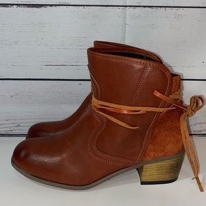 Vegan leather ladies ankle boots, Women US 9